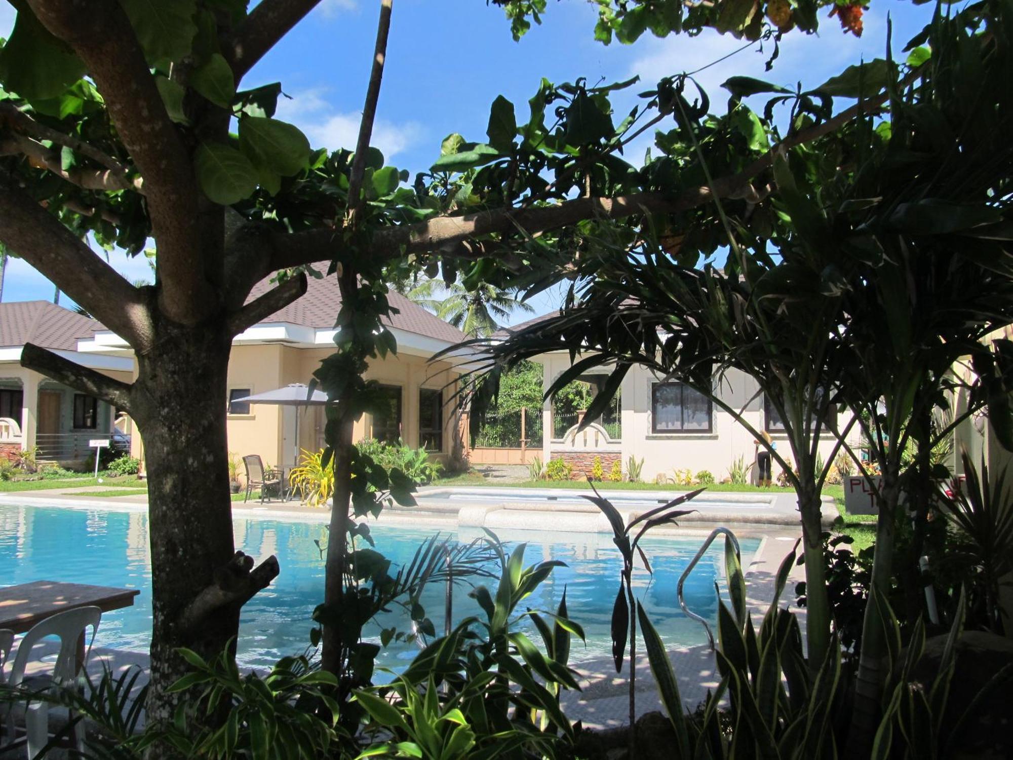 Ucoy Beach Resort Libertad Exterior photo