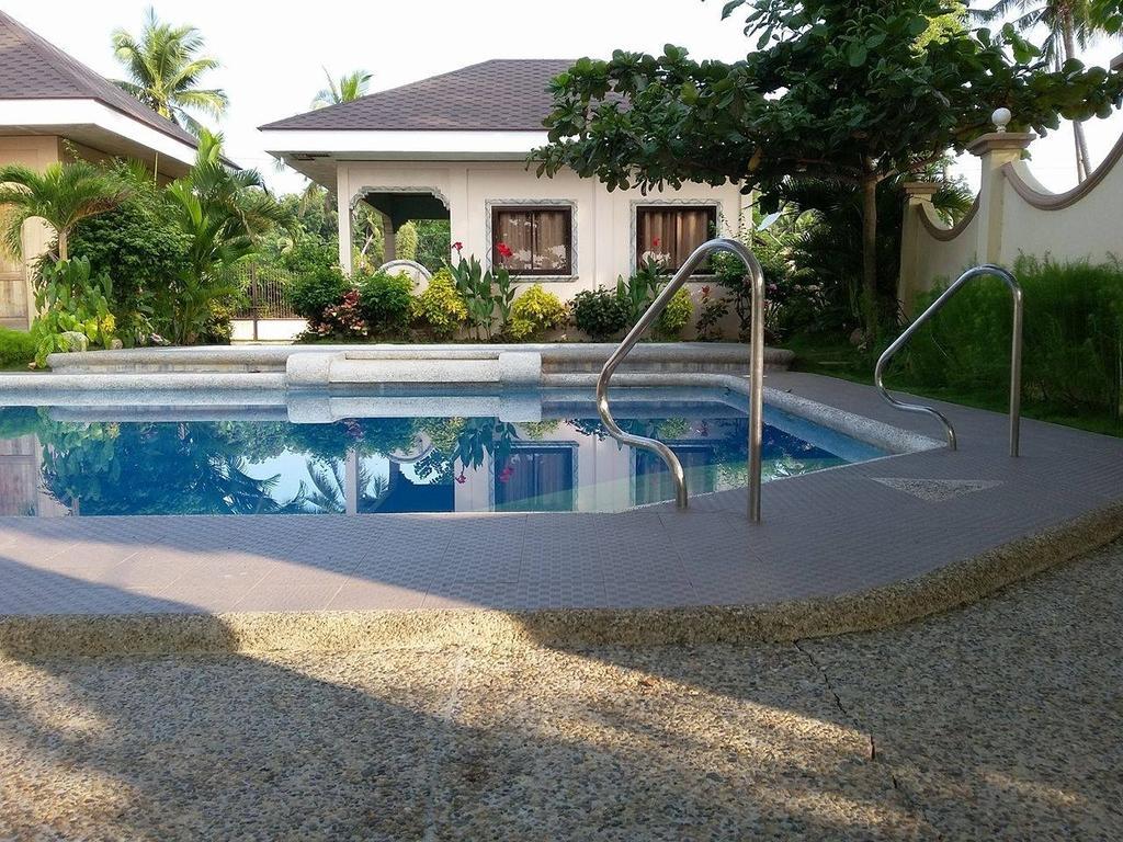 Ucoy Beach Resort Libertad Exterior photo