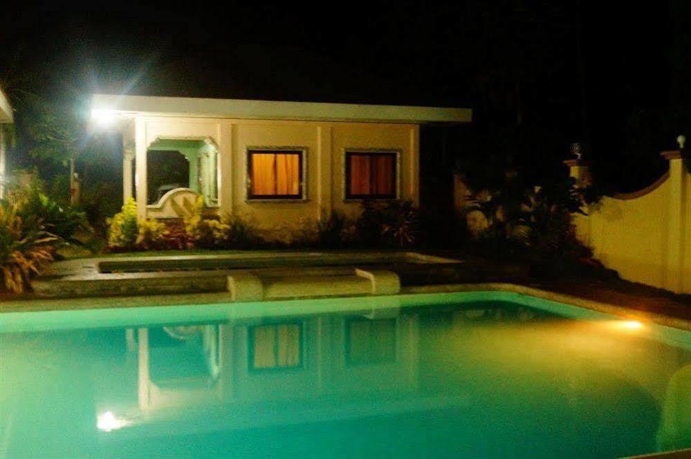Ucoy Beach Resort Libertad Exterior photo