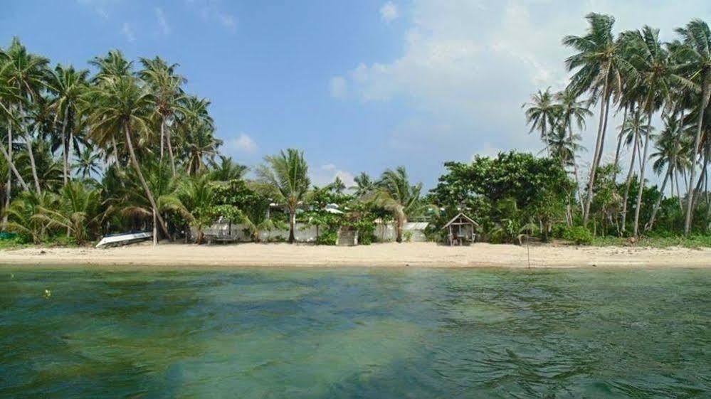 Ucoy Beach Resort Libertad Exterior photo